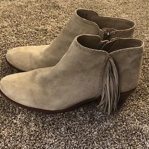 LIKE NEW Sam Edelman Suede Fringe Booties